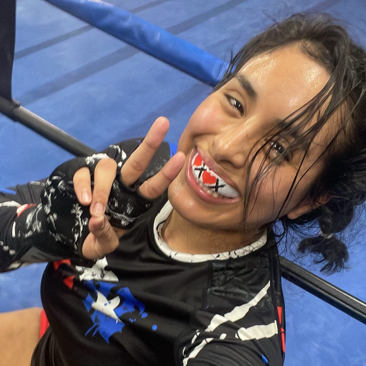 XOXO Graffiti QuickFIT